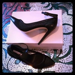 4" Black BCBG High Heels